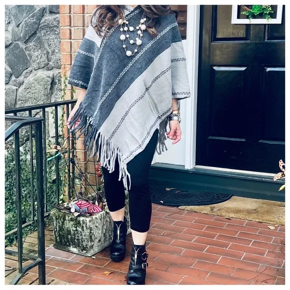 #47 Boho Fabulous Soft Knit Fringed Poncho Shawl - Picture 3 of 4